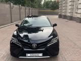 Toyota Camry 2020 года за 17 000 000 тг. в Алматы
