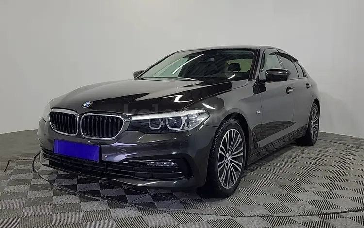 BMW 520 2017 года за 20 450 000 тг. в Алматы