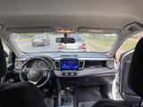 Toyota RAV 4 2014 года за 12 500 000 тг. в Уральск – фото 2