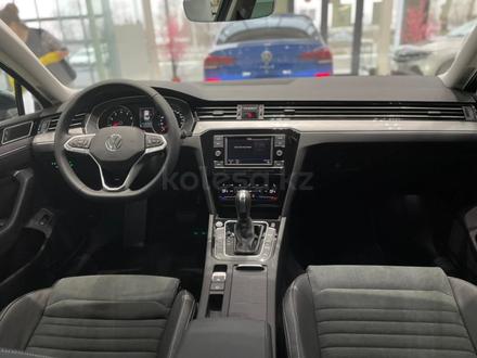 Volkswagen Passat Exclusive 2.0 TSI 2021 года за 17 462 000 тг. в Шымкент – фото 9