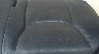 Задние сиденья с подогревом на Mercedes Benz S500 w220 Мерседес… за 20 000 тг. в Алматы