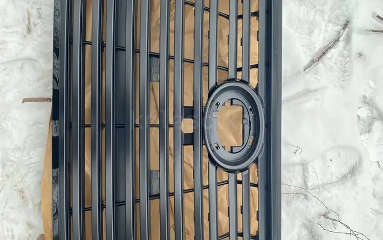 Оригинальная Решетка радиатора Lexus LX600 за 450 000 тг. в Алматы