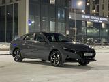 Hyundai Elantra 2023 года за 14 150 000 тг. в Астана – фото 3