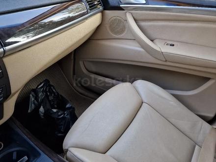 BMW X5 2013 года за 8 500 000 тг. в Уральск – фото 27