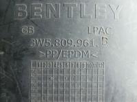 Подкрыльники передние на Bentley Continental Flying Spur за 30 000 тг. в Алматы