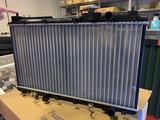 Радиатор охлаждения CR-V (95-) 2.0i АТ (LRc 2317) за 40 000 тг. в Алматы – фото 2