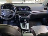 Hyundai Elantra 2018 года за 8 350 000 тг. в Алматы – фото 4