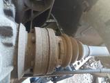 Задний привод с гранатами BMW X5 E53 за 30 000 тг. в Семей – фото 2