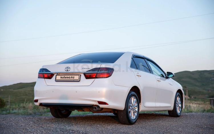 Toyota Camry 2015 года за 11 400 000 тг. в Усть-Каменогорск