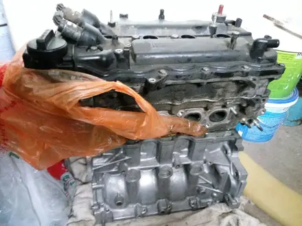Двигатель Toyota corolla (Yaris) 1nr-fe. Головка блока за 500 тг. в Алматы