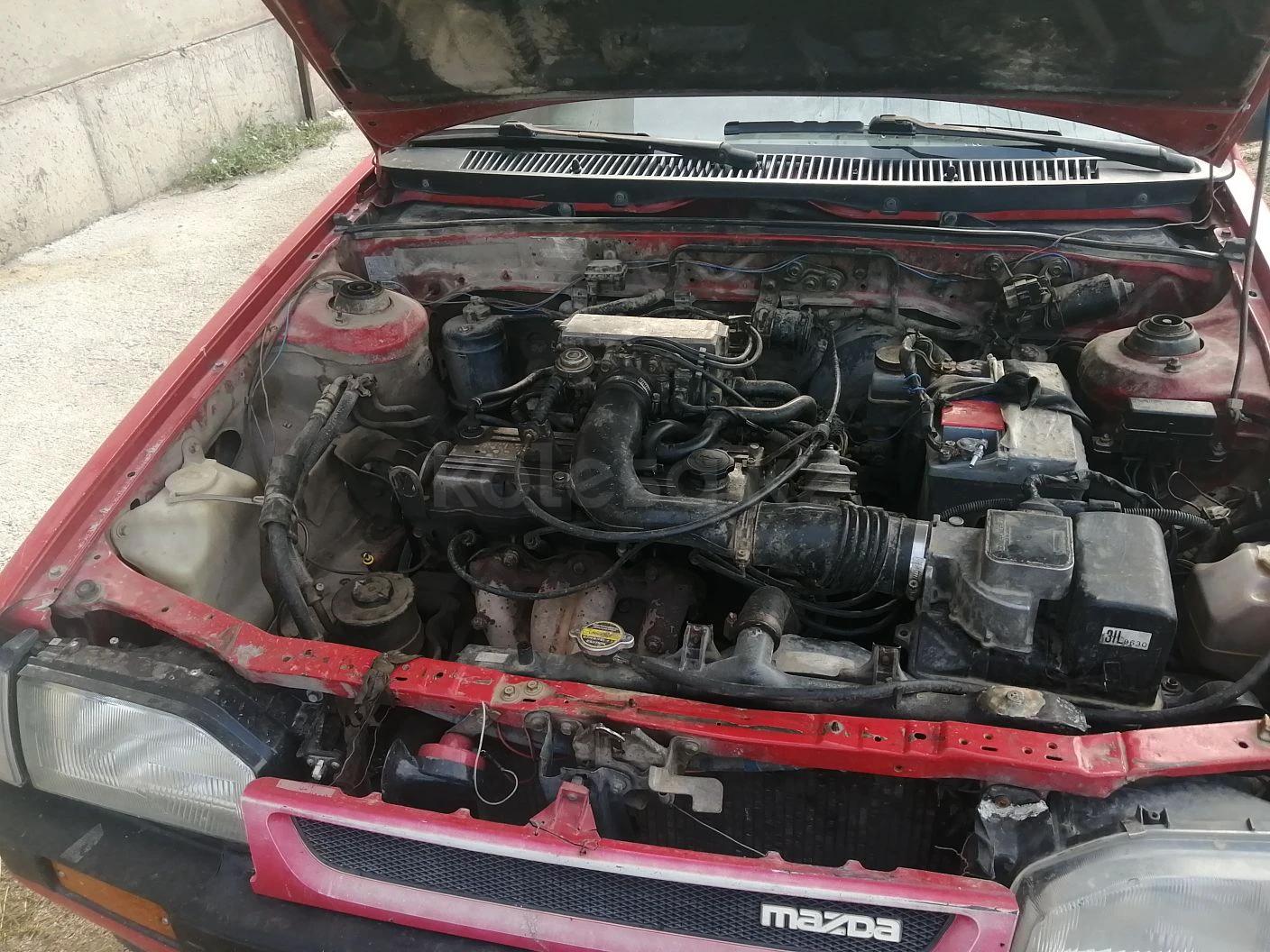 Mazda 323 1994 г.
