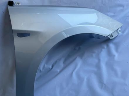 Крыло переднее левое цвет серебро Hyundai Accent 10-17 за 35 000 тг. в Алматы