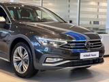 Volkswagen Passat Exclusive 2.0 TSI 2022 года за 18 590 000 тг. в Астана – фото 3