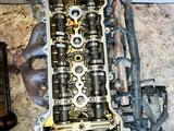 Двигатель 1ZZ FE 1.8литра на Toyota Avensis за 450 000 тг. в Алматы – фото 2