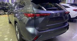 Toyota Highlander Luxe 2021 годаүшін37 000 000 тг. в Уральск – фото 5