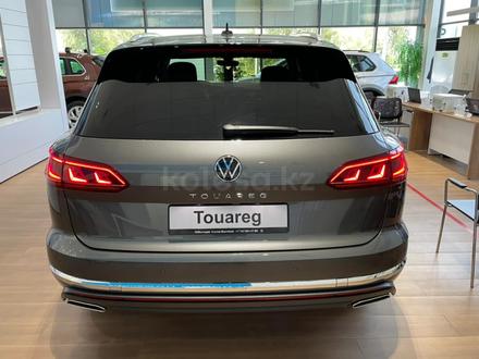 Volkswagen Touareg Exclusive Elegance 2021 года за 38 019 000 тг. в Шымкент – фото 18