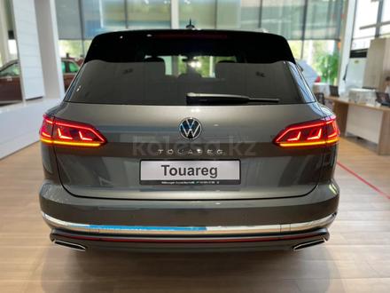 Volkswagen Touareg Exclusive Elegance 2021 года за 38 019 000 тг. в Шымкент – фото 21