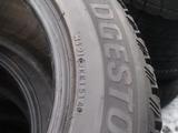 Шины зимние Bridgestone Blizzak шипованные 255/55 R18 за 120 000 тг. в Алматы – фото 2
