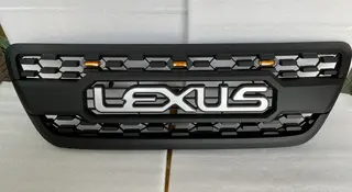 Решетка на Lexus GX470 за 130 000 тг. в Алматы