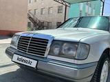 Mercedes-Benz E 260 1991 года за 1 800 000 тг. в Туркестан – фото 3