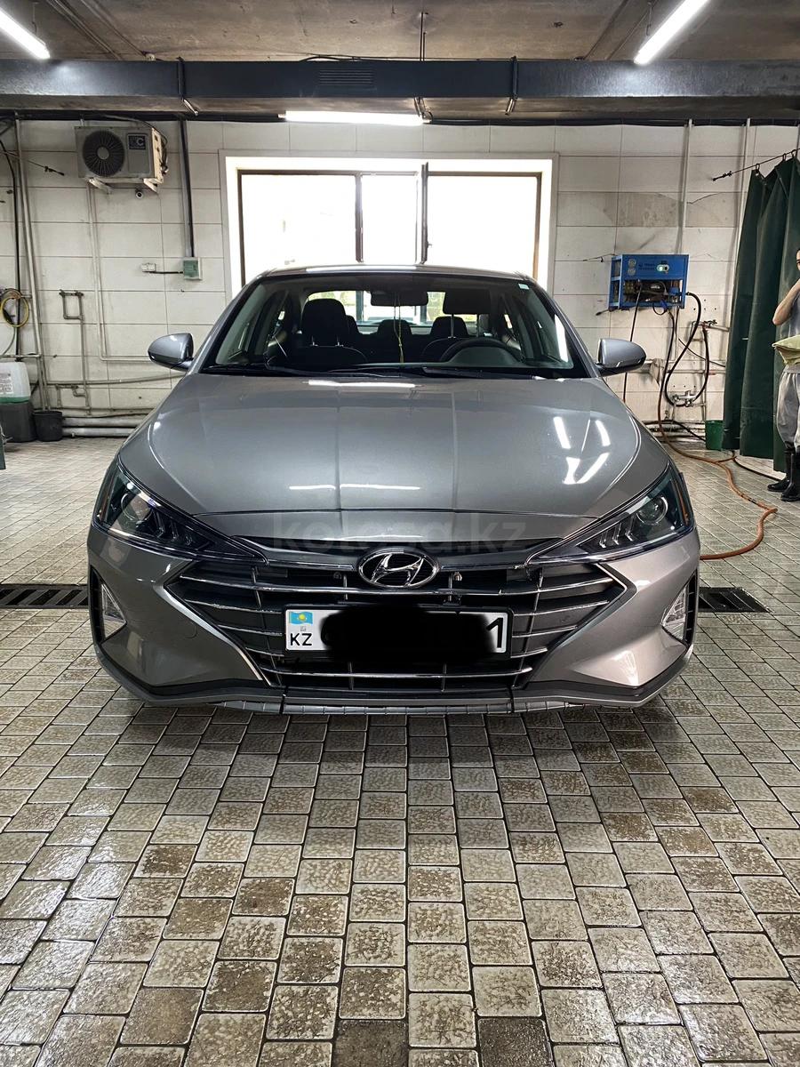 Hyundai Elantra 2020 г.