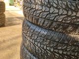 Комплект летних шин с дисками за 150 000 тг. в Шымкент