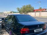 BMW 528 1998 года за 3 150 000 тг. в Шымкент – фото 2