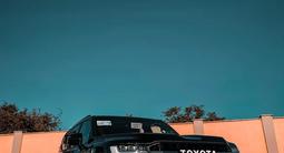 Toyota Land Cruiser 2022 года за 72 000 000 тг. в Актау – фото 2