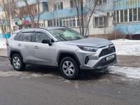 Toyota RAV 4 2019 года за 16 300 000 тг. в Алматы