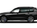 BMW X7 XDrive 40i 2022 года за 70 130 560 тг. в Уральск – фото 2