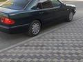 Mercedes-Benz E 230 1997 года за 2 800 000 тг. в Шымкент – фото 3