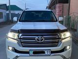 Toyota Land Cruiser 200 с водителем в Кызылорда