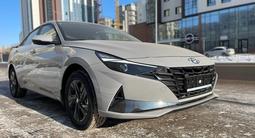 Hyundai Elantra 2022 года за 13 500 000 тг. в Астана – фото 2