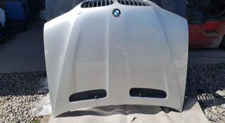 Капот на BMW E53 X5 за 90 000 тг. в Шымкент