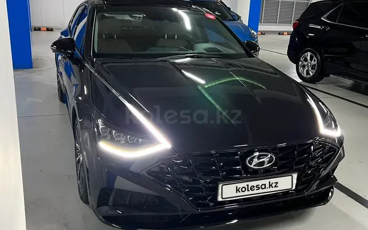 Hyundai Sonata 2022 года за 17 800 000 тг. в Алматы