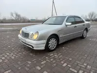 Mercedes-Benz E 240 1998 года за 1 500 000 тг. в Алматы