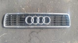 Решетка радиатора Audi 80B4 за 689 тг. в Караганда