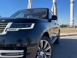 Land Rover Range Rover 2022 года за 177 000 000 тг. в Астана – фото 2