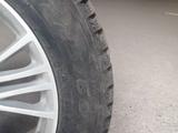 Шины Pirelli на рав 4 с дисками за 420 000 тг. в Астана – фото 3
