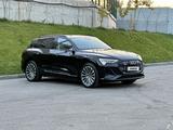 Audi e-tron 2022 года за 43 000 000 тг. в Алматы – фото 2
