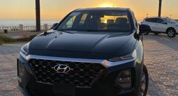 Hyundai Santa Fe 2020 года за 17 500 000 тг. в Актау – фото 2