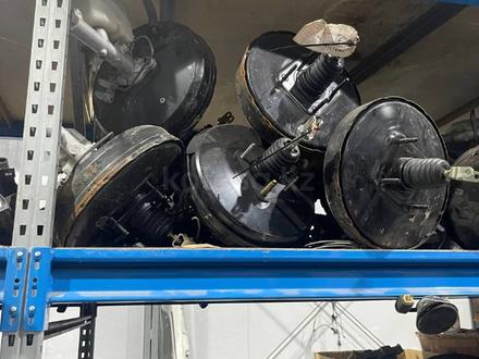 Оригинал разбор матор двигатель граната супорт бакавой зеркола акпп панел р в Петропавловск – фото 37