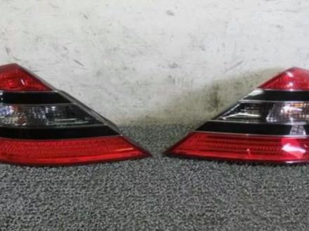 Оригинальные задние фонари на Mersedes S Class W221 за 50 000 тг. в Алматы