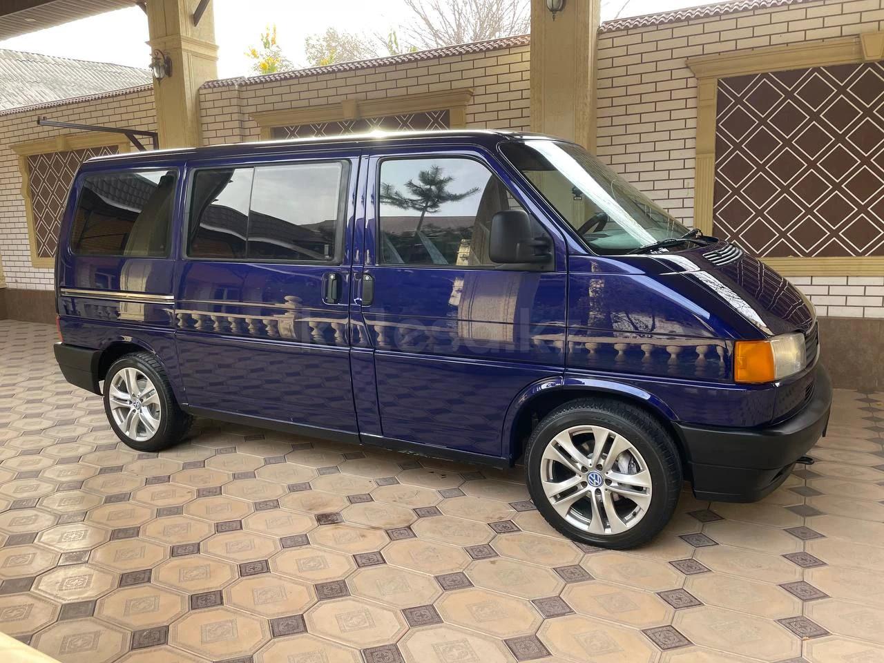 Volkswagen Multivan 1994 г.