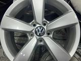 R15. Volkswagen POLO. за 160 000 тг. в Алматы