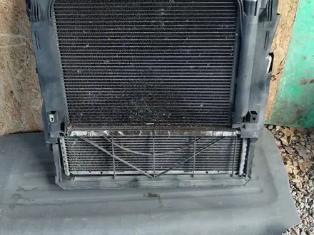 Радиатор кондиционера на х5 4.4 3.0 за 10 000 тг. в Алматы