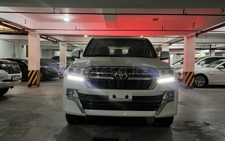 Toyota Land Cruiser 2021 года за 41 000 000 тг. в Алматы
