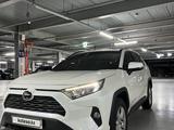 Toyota RAV 4 2020 года за 15 800 000 тг. в Алматы