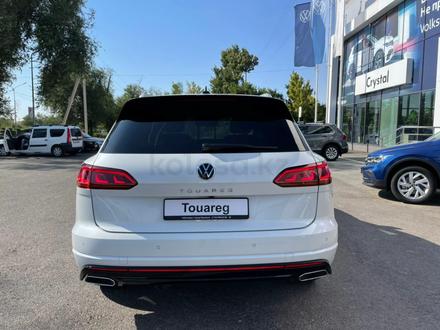 Volkswagen Touareg Business R-line 2021 года за 35 255 000 тг. в Шымкент – фото 14