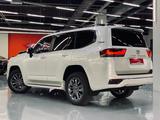 Toyota Land Cruiser Premium 70th Anniversary 2022 года за 84 000 000 тг. в Алматы – фото 2